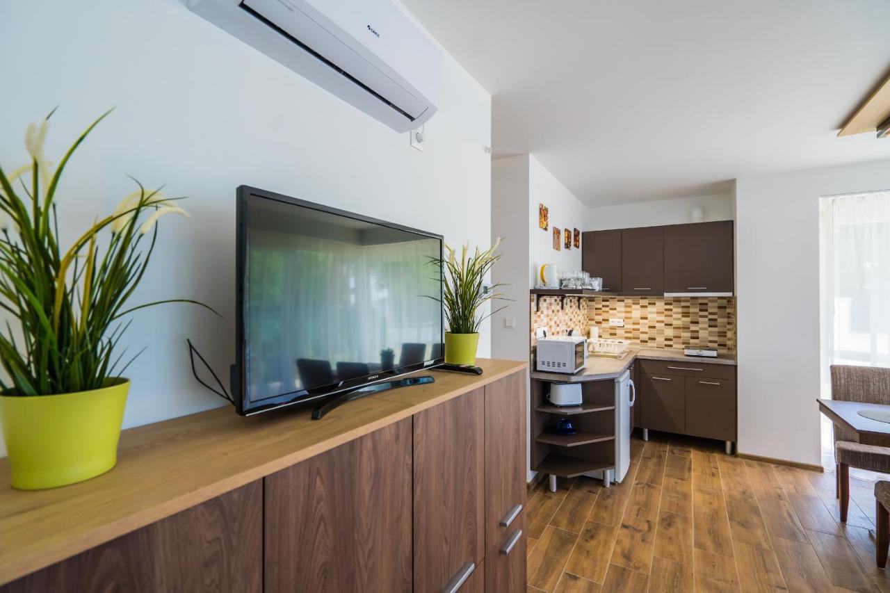 Gemini Apartments Siofok I., Iii. Buitenkant foto