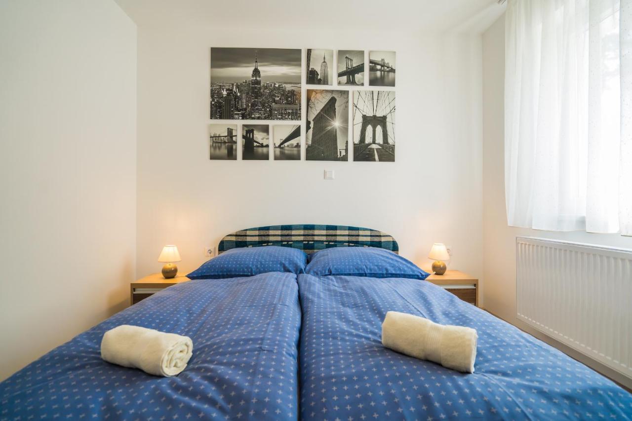 Gemini Apartments Siofok I., Iii. Buitenkant foto